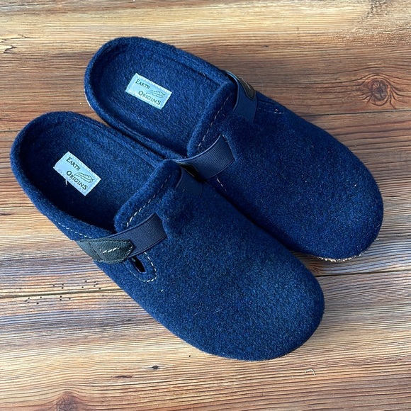 earth origins felt clogs